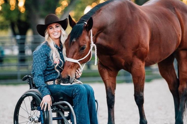  Amberley Snyder Signs With American Hat Company